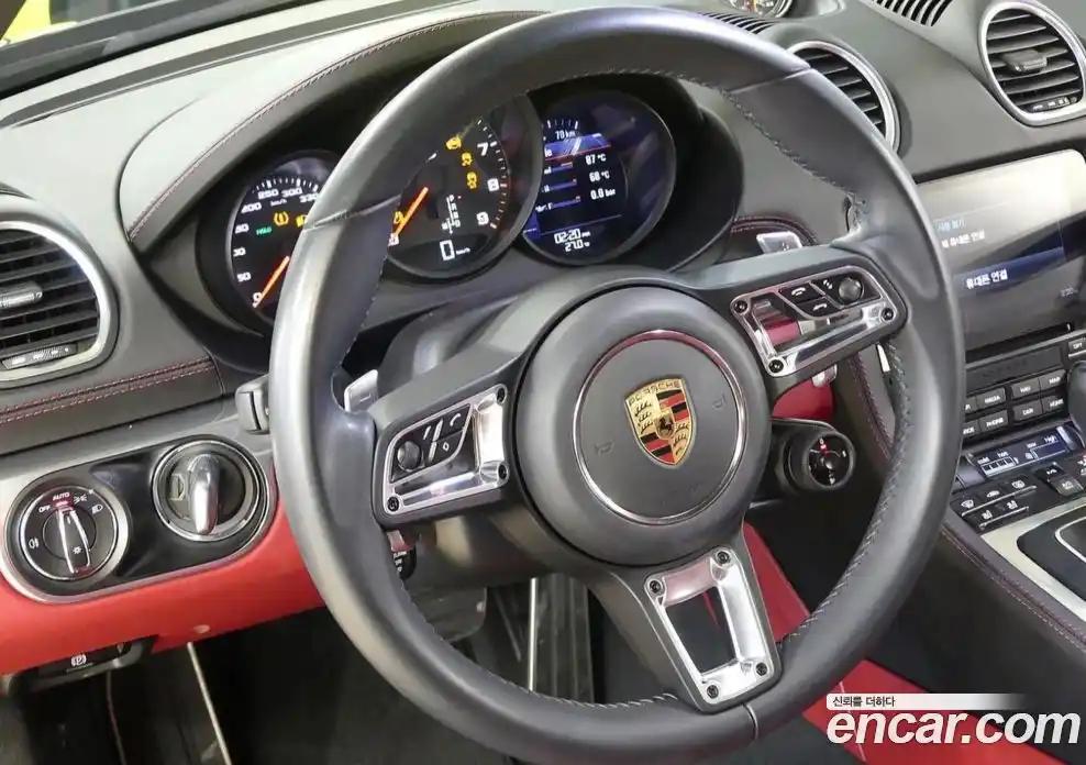 Porsche 718 2022 4.0 автомат (гидро), фото 18