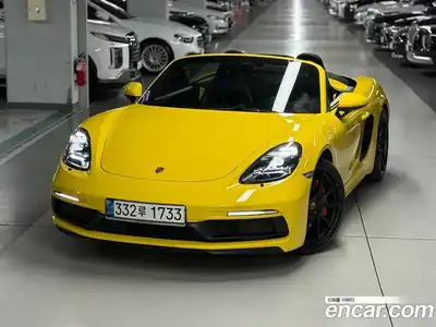 Porsche 718, 2021, 67 700 км