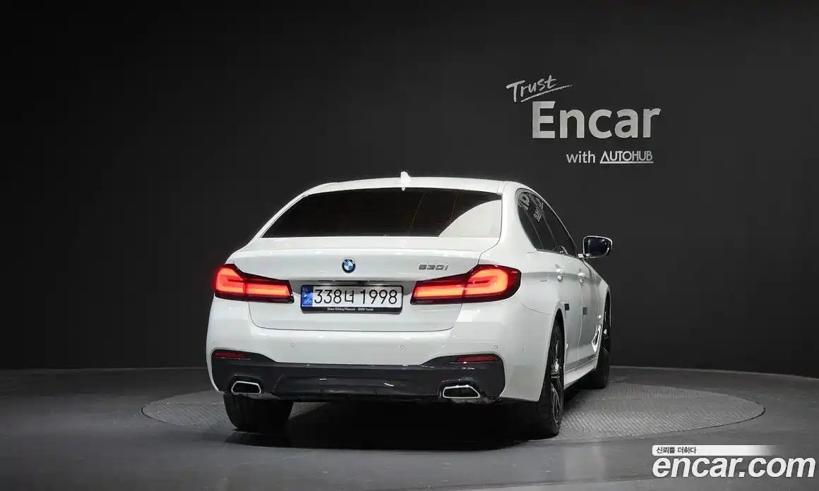 BMW 5-Series 2023 2.0 гидро, фото 4