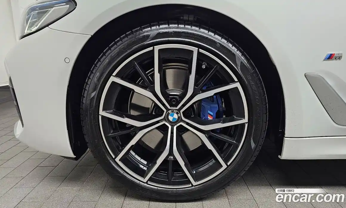 BMW 5-Series 2023 2.0 гидро, фото 5