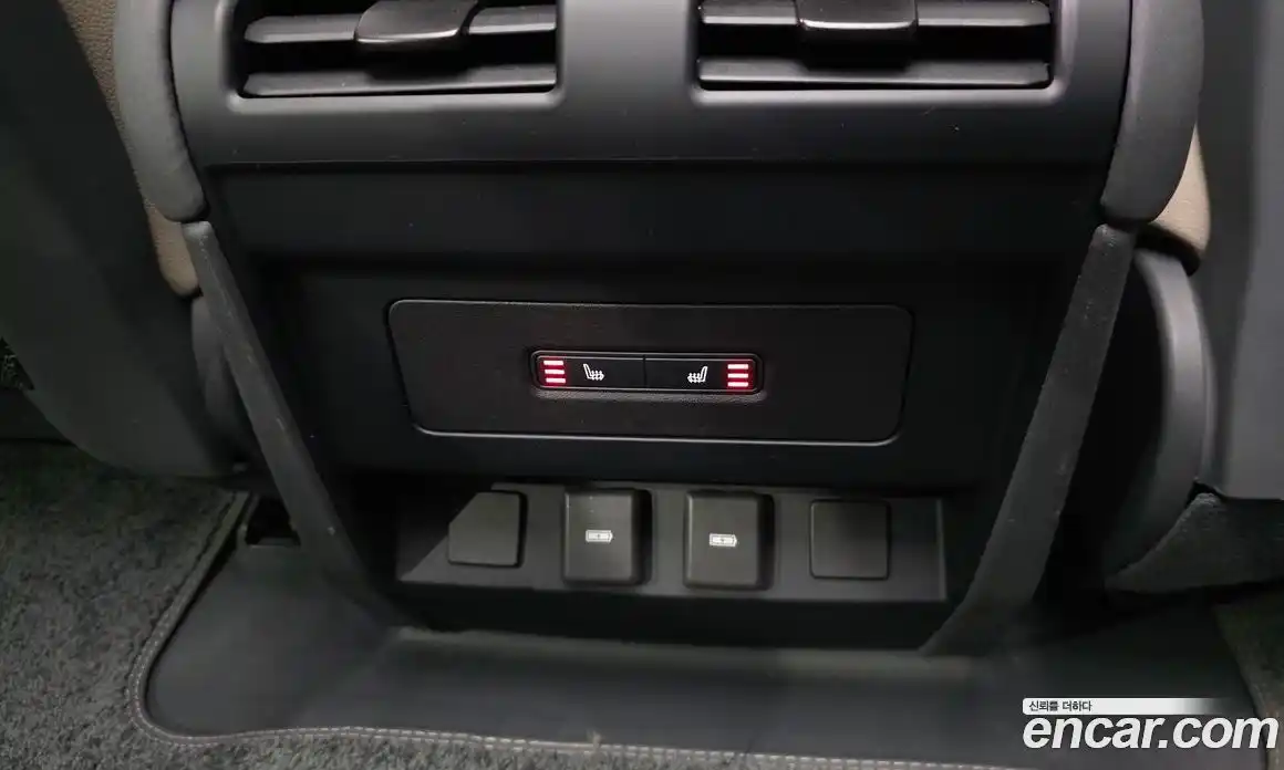 Land Rover Defender 2023 3.0 автомат (гидро), фото 25