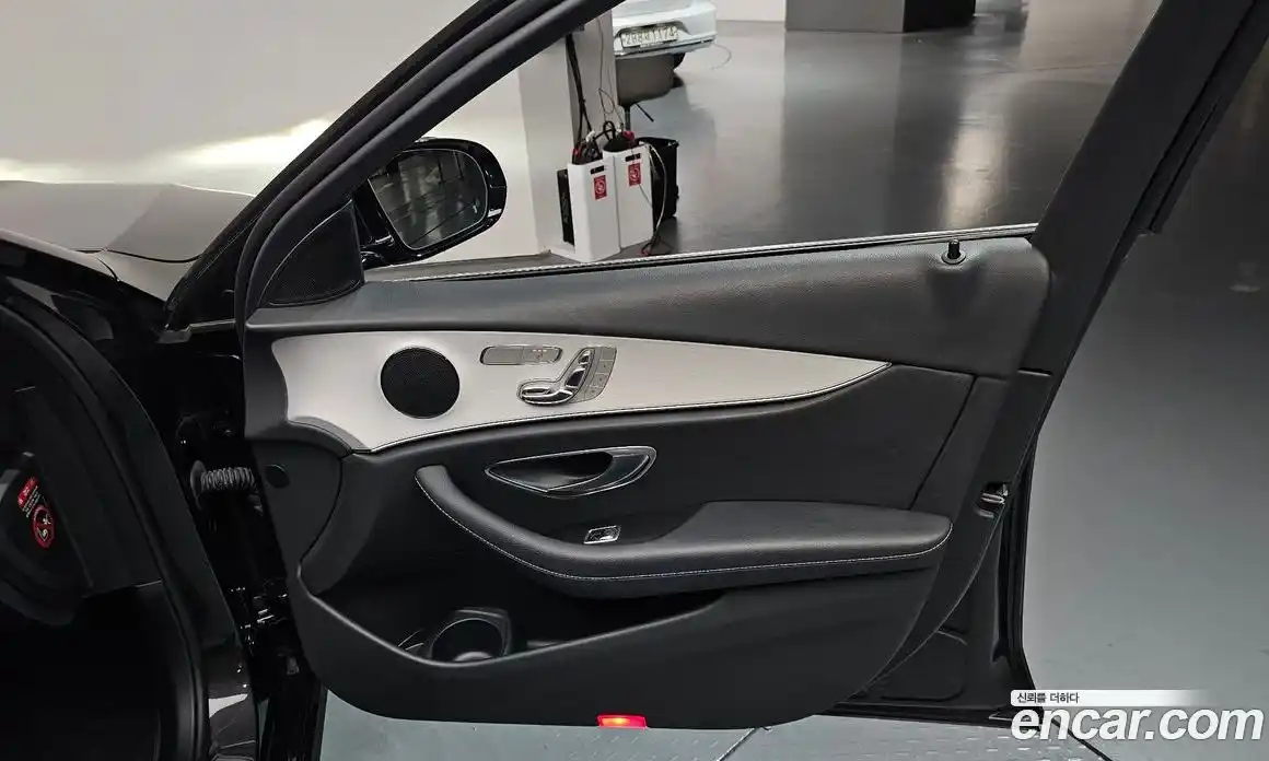 Mercedes-Benz E-Class 2021 2.0 автомат (гидро), фото 14
