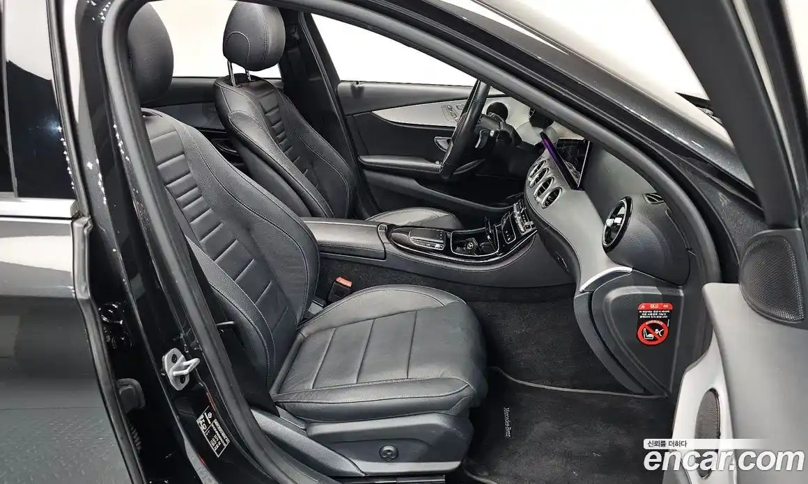 Mercedes-Benz E-Class 2021 2.0 автомат (гидро), фото 18