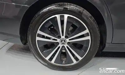 Mercedes-Benz E-Class 2021 2.0 автомат (гидро), миниатюра 5