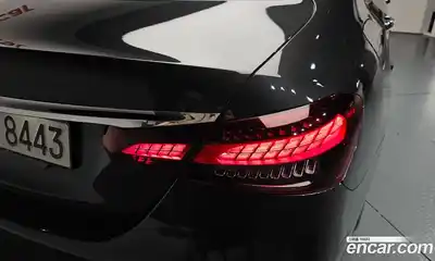 Mercedes-Benz E-Class 2021 2.0 автомат (гидро), миниатюра 9