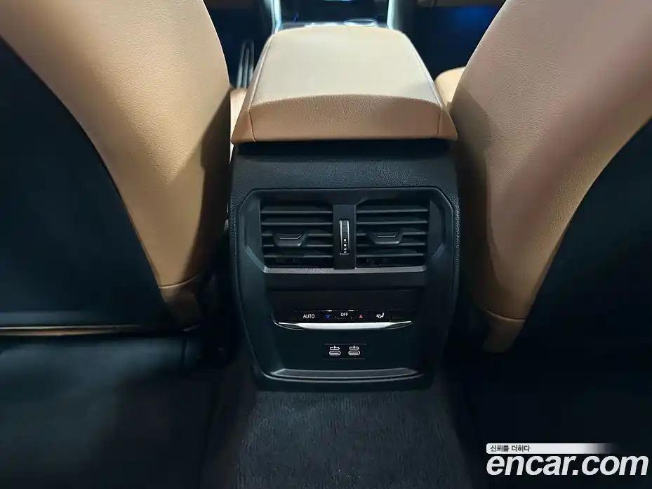 BMW 3-Series 2025 2.0 гидро, фото 19