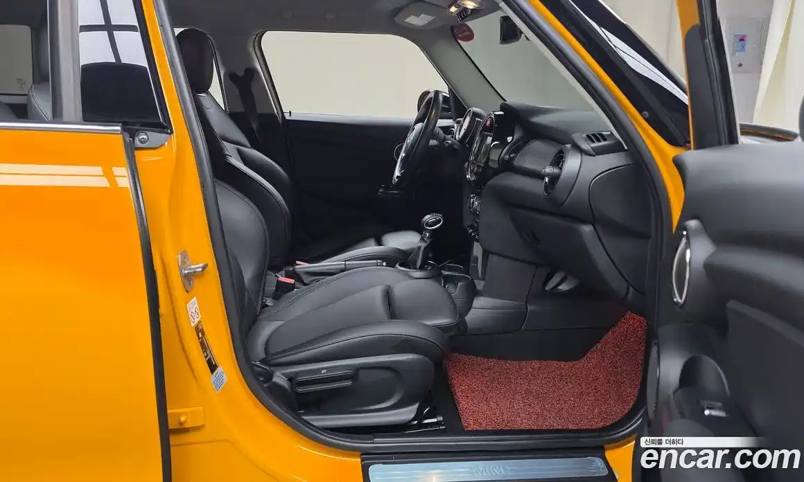 Mini Cooper 2018 1.5 автомат (гидро), фото 17