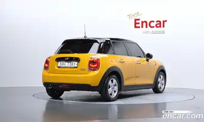Mini Cooper 2018 1.5 автомат (гидро), миниатюра 2