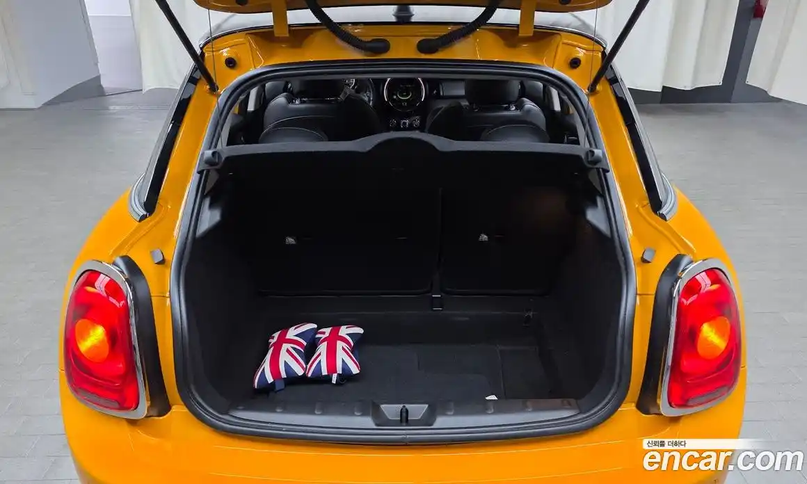 Mini Cooper 2018 1.5 автомат (гидро), фото 26