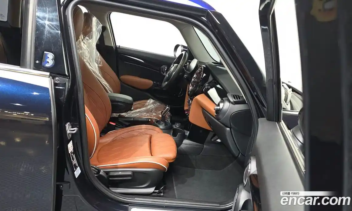 Mini Cooper 2022 2.0 автомат (гидро), фото 17