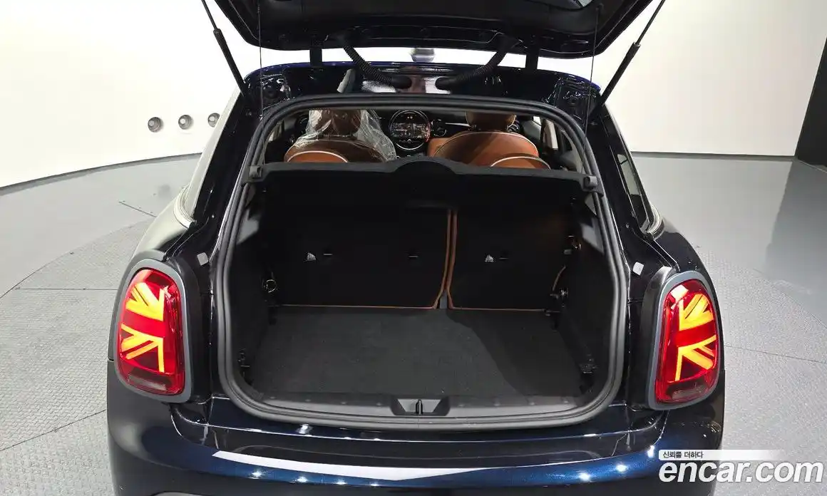 Mini Cooper 2022 2.0 автомат (гидро), фото 26