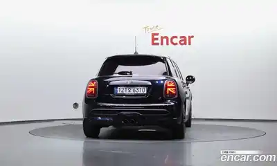 Mini Cooper 2022 2.0 автомат (гидро), миниатюра 4
