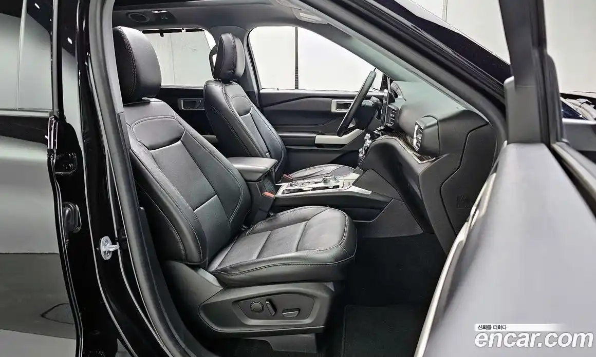 Ford Explorer 2023 2.3 автомат (гидро), фото 16