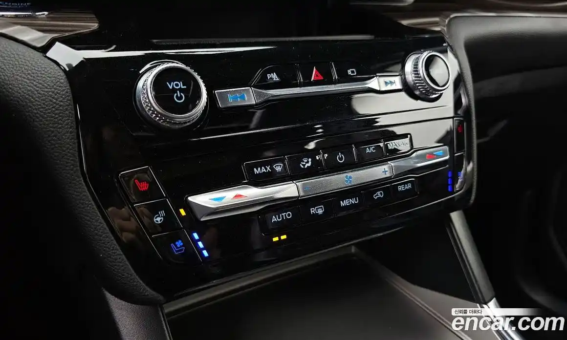 Ford Explorer 2023 2.3 автомат (гидро), фото 32