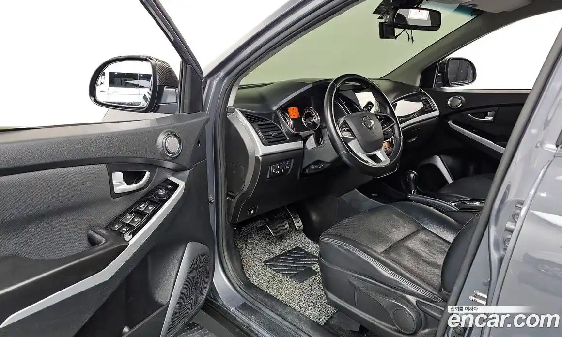 SsangYong Korando 2018 2.2 автомат (гидро), фото 13