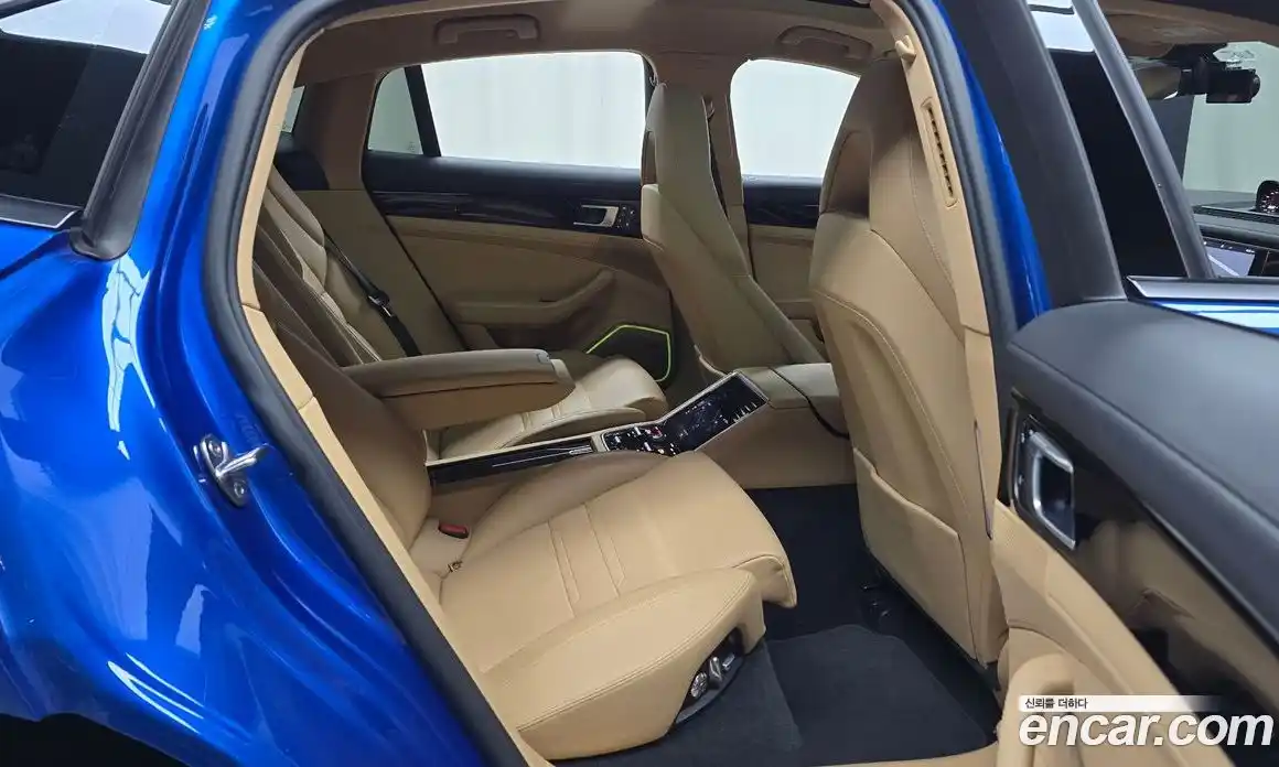 Porsche Panamera 2018 3.0 автомат (гидро), фото 17