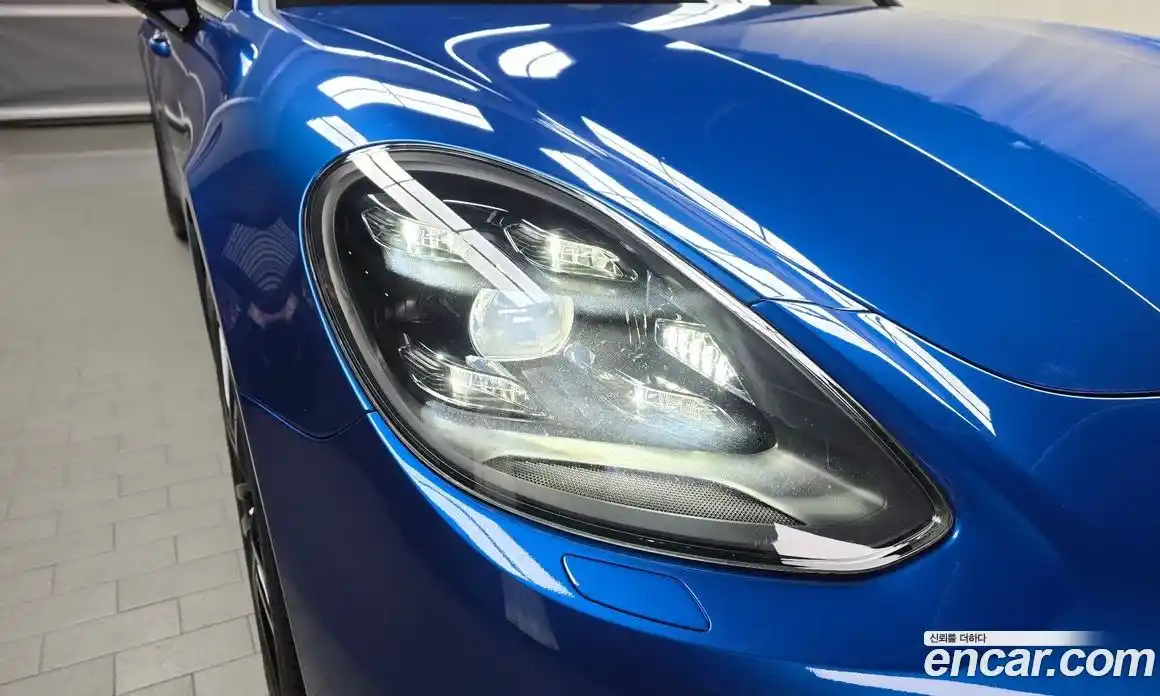 Porsche Panamera 2018 3.0 автомат (гидро), фото 8