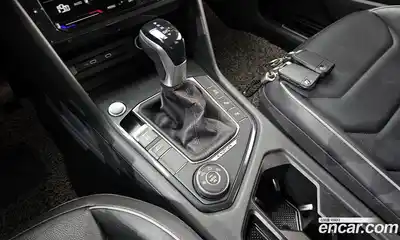 Volkswagen Tiguan 2021 2.0 автомат (гидро), миниатюра 12