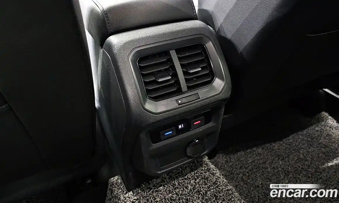 Volkswagen Tiguan 2021 2.0 автомат (гидро), фото 23