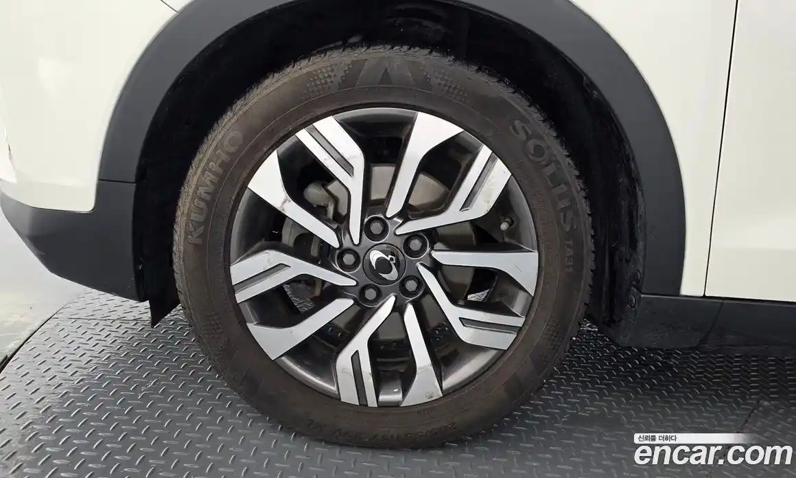 SsangYong TIBOLI 2019 1.6 автомат (гидро), фото 5