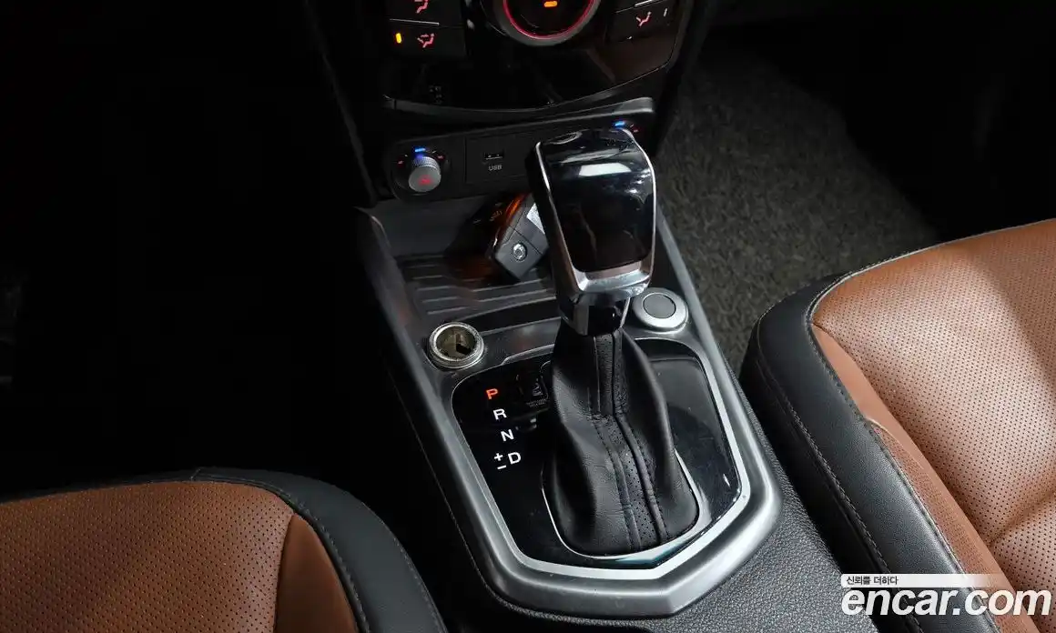 SsangYong TIBOLI 2019 1.6 автомат (гидро), фото 9