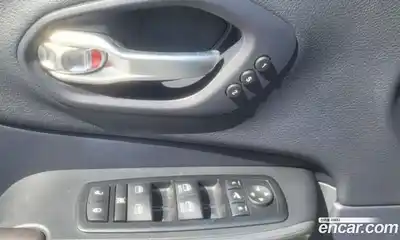 Jeep Cherokee 2015 2.0 автомат (гидро), миниатюра 11