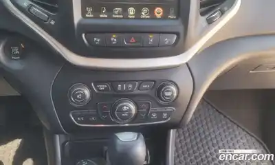Jeep Cherokee 2015 2.0 автомат (гидро), миниатюра 8