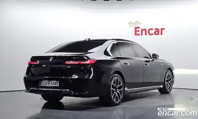 BMW 7 серия, 2025, 4 475 км