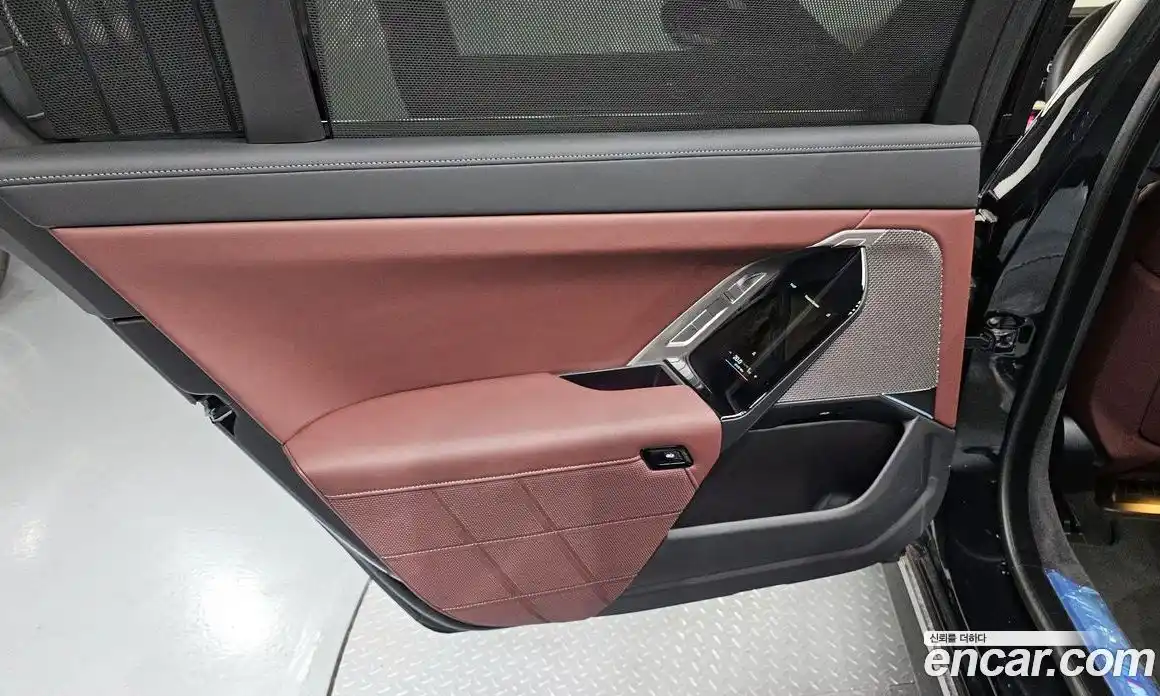 BMW 7 серия 2025 3.0 автомат (гидро), фото 14