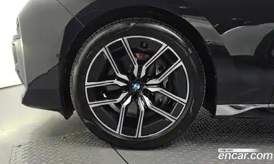 BMW 7 серия 2025 3.0 автомат (гидро), миниатюра 4