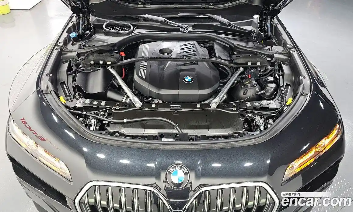 BMW 7 серия 2025 3.0 автомат (гидро), фото 5