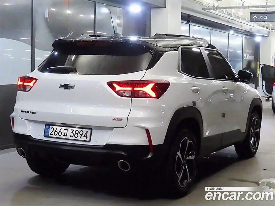 Chevrolet TrailBlazer 2023 1.3 гидро, фото 2