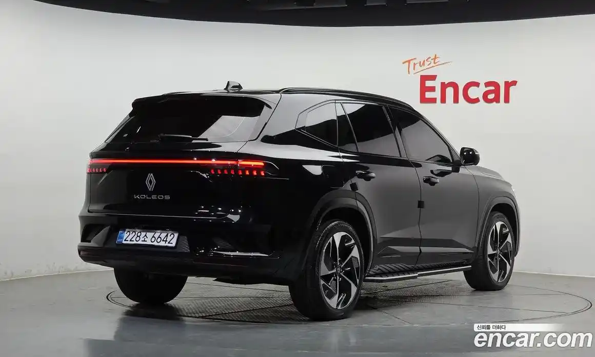 Renault Grand Koleos 2025 1.5 гидро, фото 2