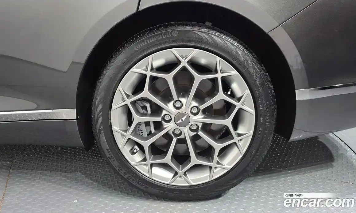 Genesis G80 2023 2.5 гидро, фото 7