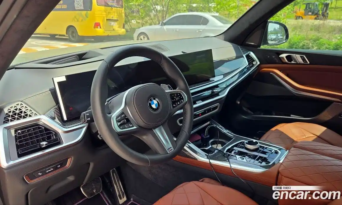 BMW X7 2025 3.0 автомат (гидро), фото 11