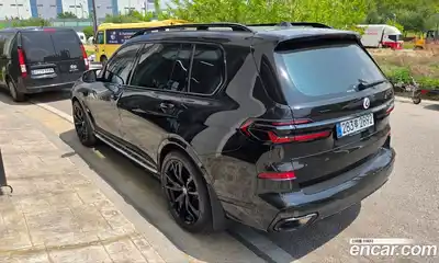 BMW X7 2025 3.0 автомат (гидро), миниатюра 2