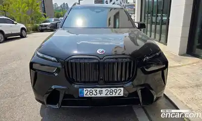 BMW X7 2025 3.0 автомат (гидро), миниатюра 3