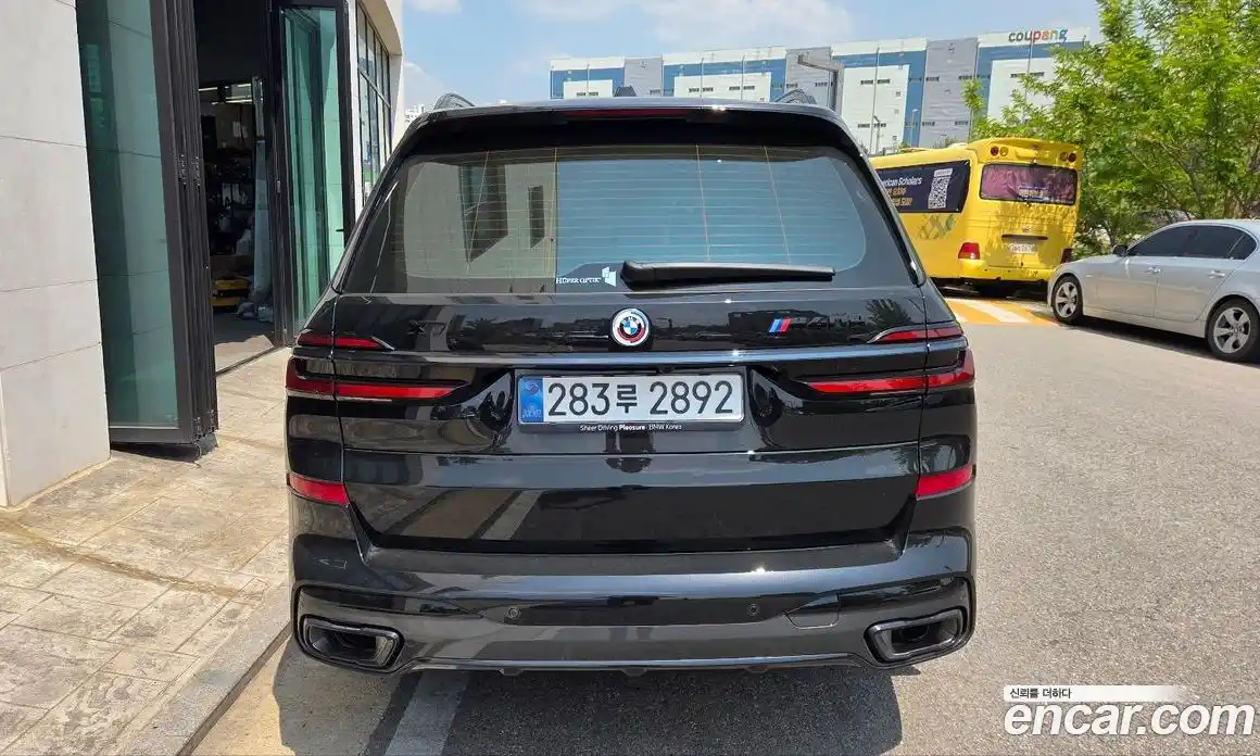 BMW X7 2025 3.0 автомат (гидро), фото 4