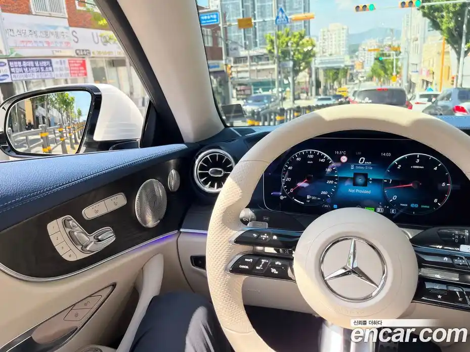 Mercedes-Benz E-Class 2022 2.0 гидро, фото 8