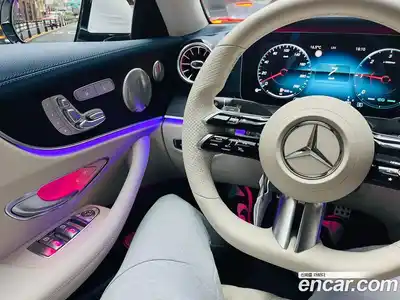 Mercedes-Benz E-Class 2022 2.0 гидро, миниатюра 9