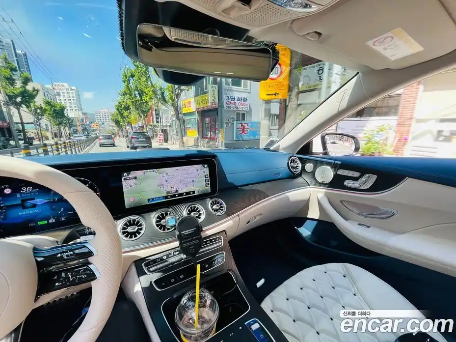 Mercedes-Benz E-Class 2022 2.0 гидро, фото 10