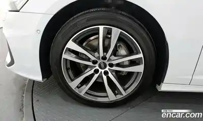 Audi A6 2023 2.0 автомат (гидро), миниатюра 5
