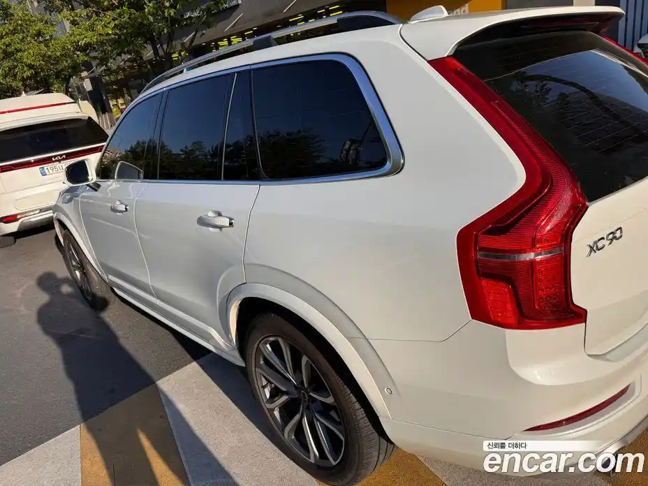 Volvo XC90 2018 2.0 автомат (гидро), фото 6