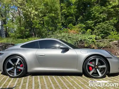 Porsche 911 2020 3.0 автомат (гидро), миниатюра 2
