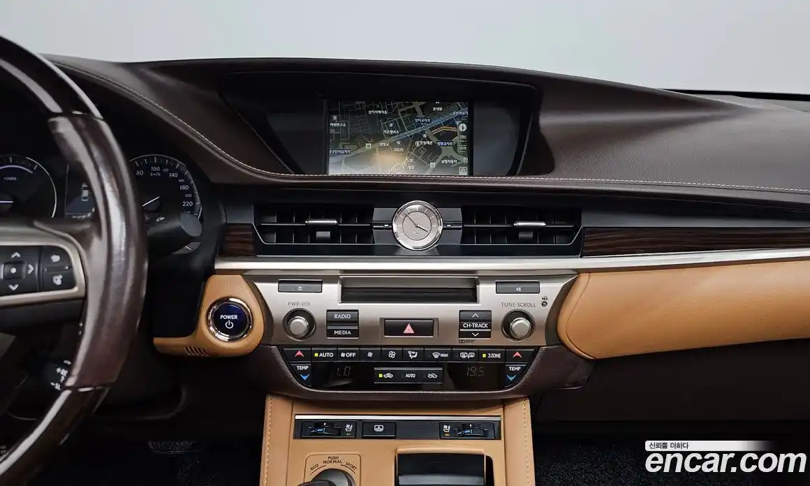 Lexus ES 2016 2.5 гидро, фото 12