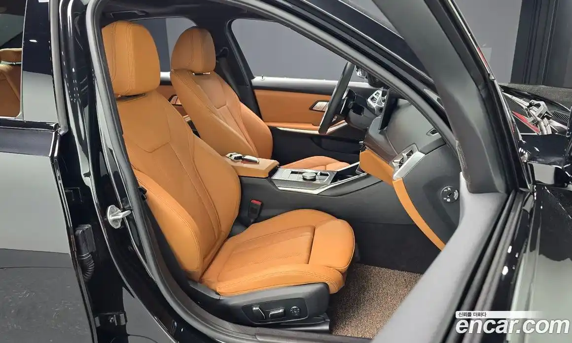 BMW 3-Series 2025 2.0 гидро, фото 12