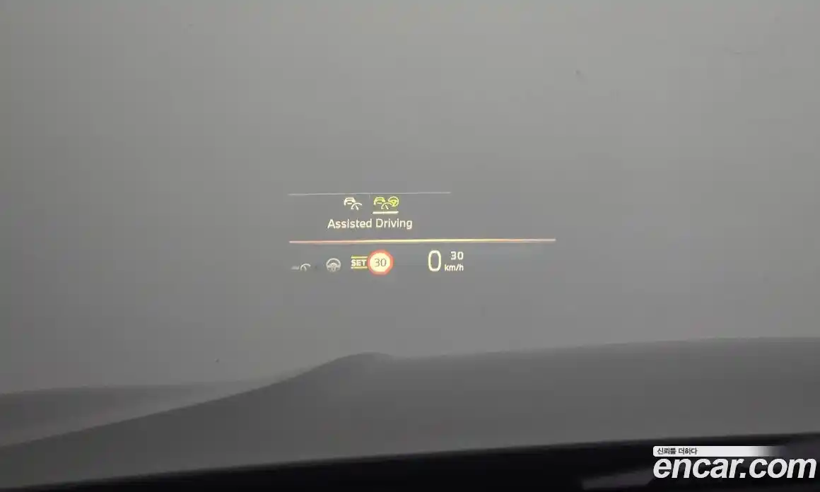 BMW 3-Series 2025 2.0 гидро, фото 23