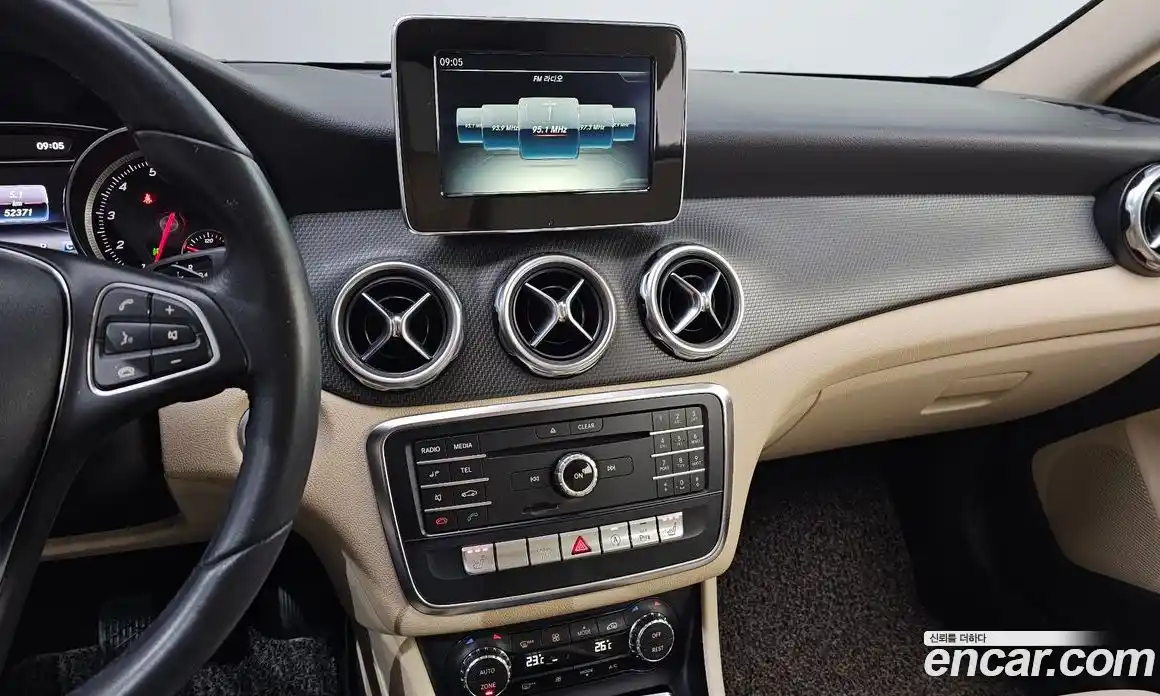 Mercedes-Benz GLA-Class 2018 2.0 гидро, фото 19 Mercedes-Benz GLA-Class 2018 2.0 гидро, фото 19