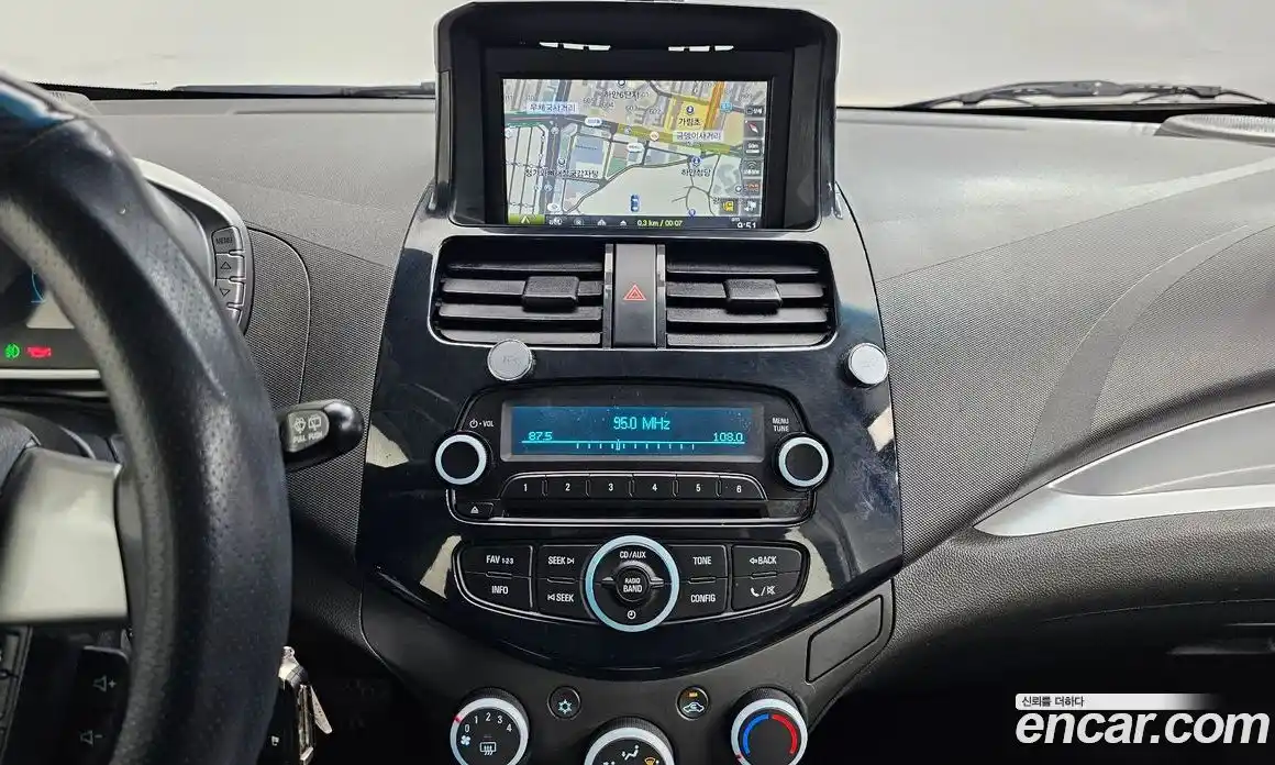 Chevrolet Spark 2014 1.0 автомат (гидро), фото 14