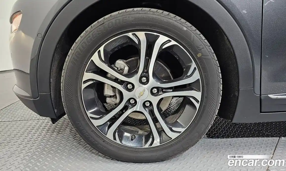 Chevrolet Bolt EV 2021 0.2 гидро, фото 5